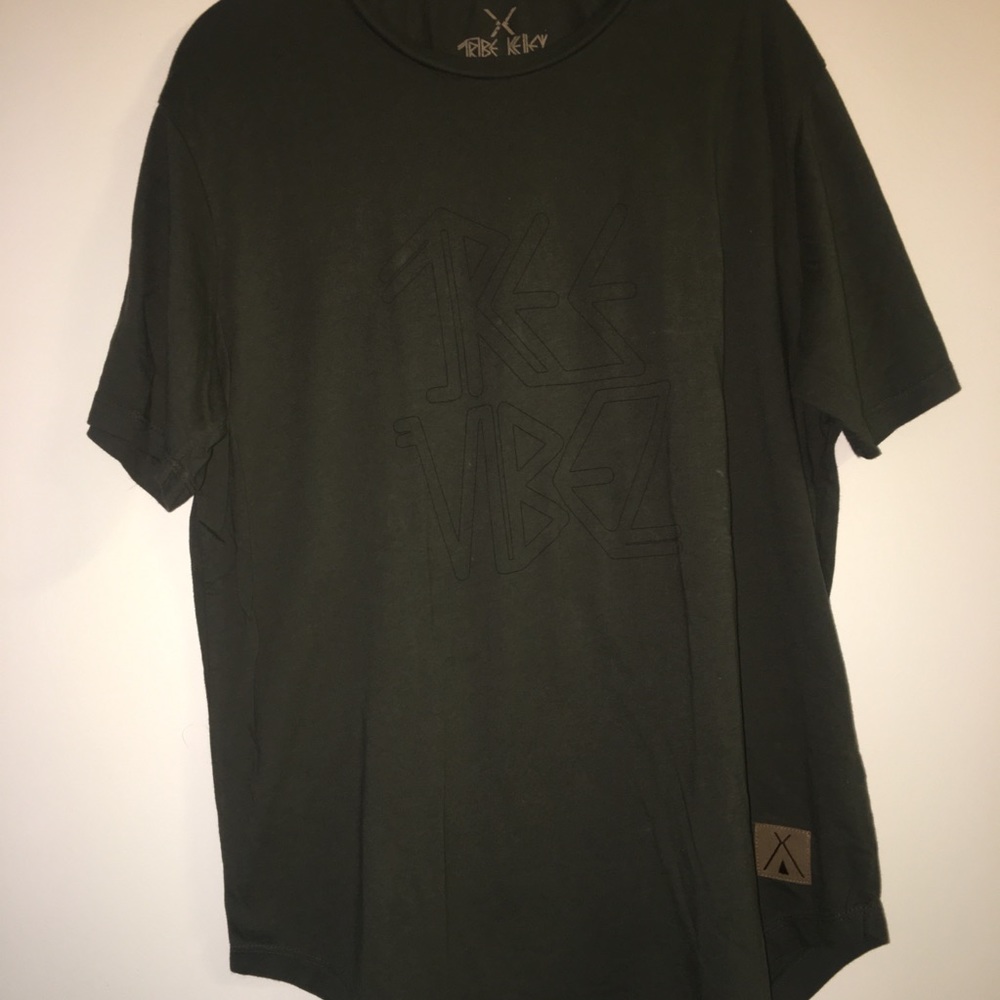 Tribe Kelley Tree Vibez Unisex Large Graphic Tee